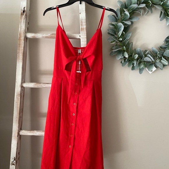 Red Button Down Midi Dress💃🏼 - Picture 2 of 4